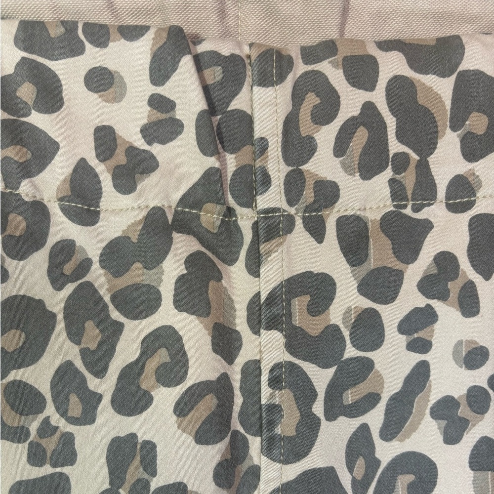 Judith March Reversible Leopard Flair Pants Size Small NWT - Picture 6 of 10